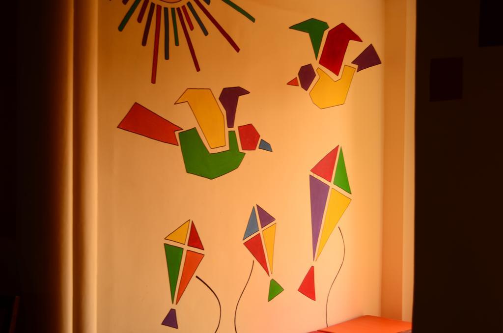 Zostel Varanasi Exterior foto
