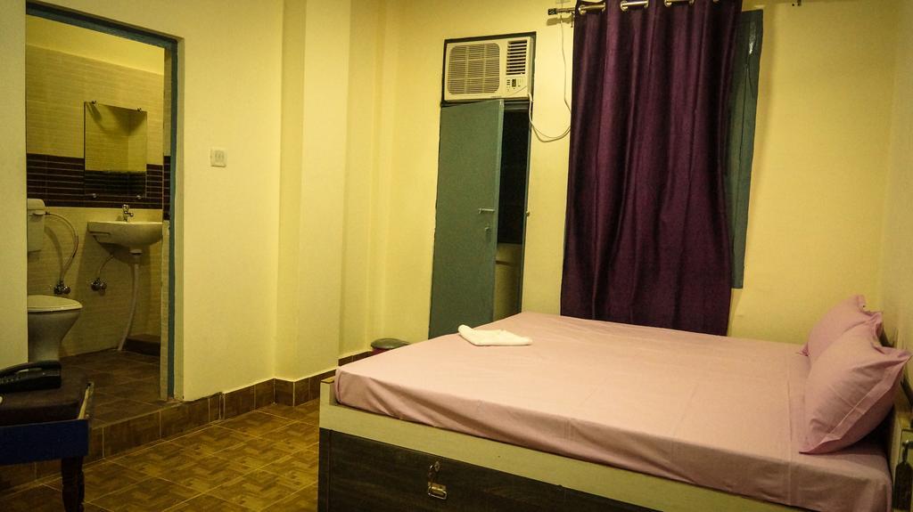 Zostel Varanasi Quarto foto